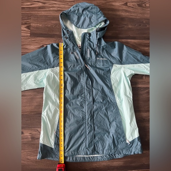 Columbia Teal and light blue Women's Jacket - Picture 5 of 5